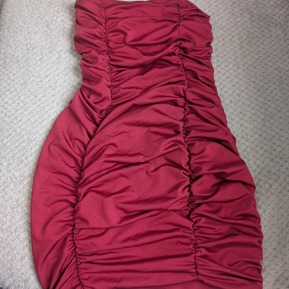 SHEIN Red Strapless Ruched Bodycon Dress